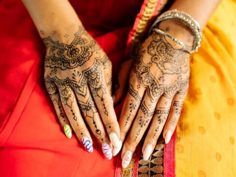 Mehendi Captions Quotes